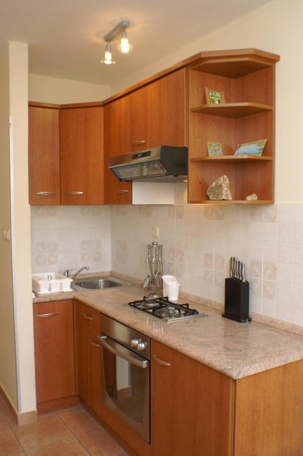 Apartments And Rooms By The Sea Jakisnica, Pag - 4160 Lun  Exteriör bild