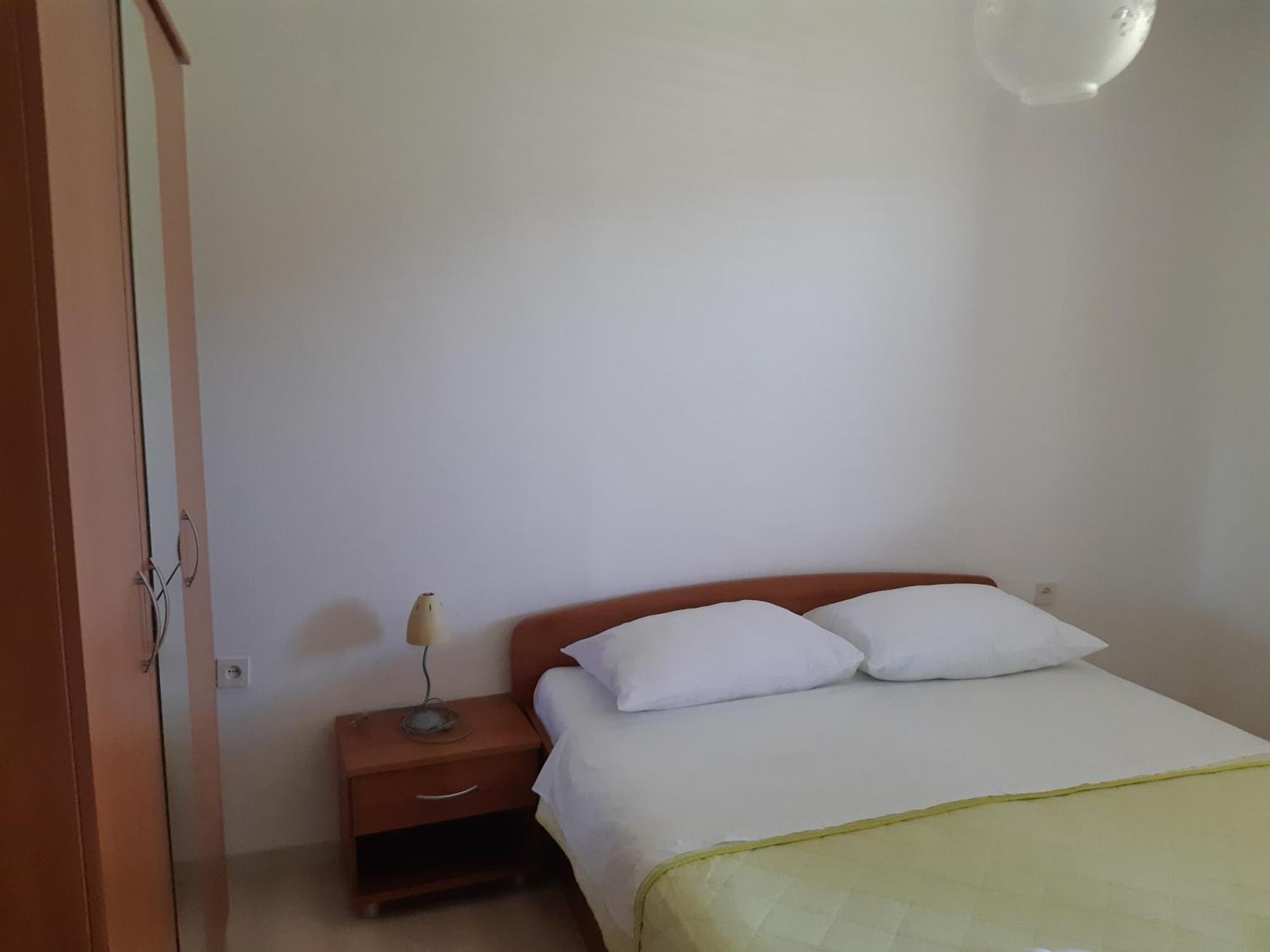 Apartments And Rooms By The Sea Jakisnica, Pag - 4160 Lun  Rum bild