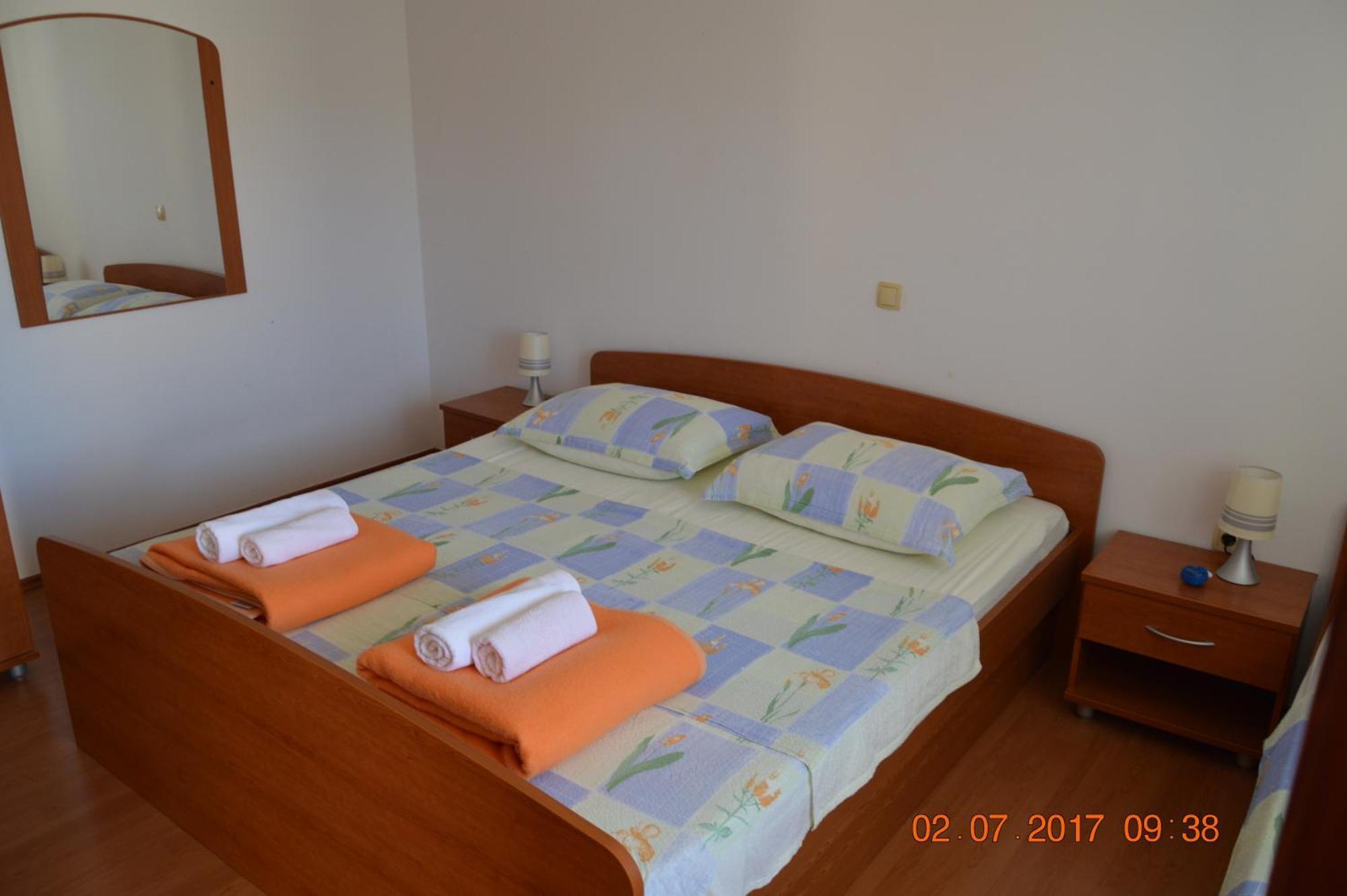 Apartments And Rooms By The Sea Jakisnica, Pag - 4160 Lun  Rum bild